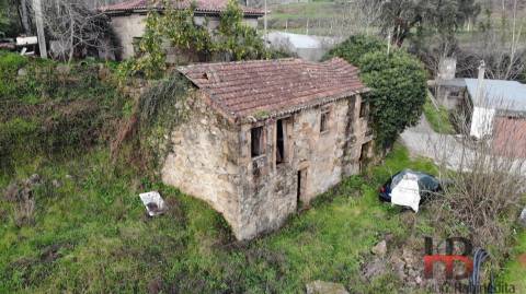 Moradia Rústica T3 Venda em Rossas,Arouca
