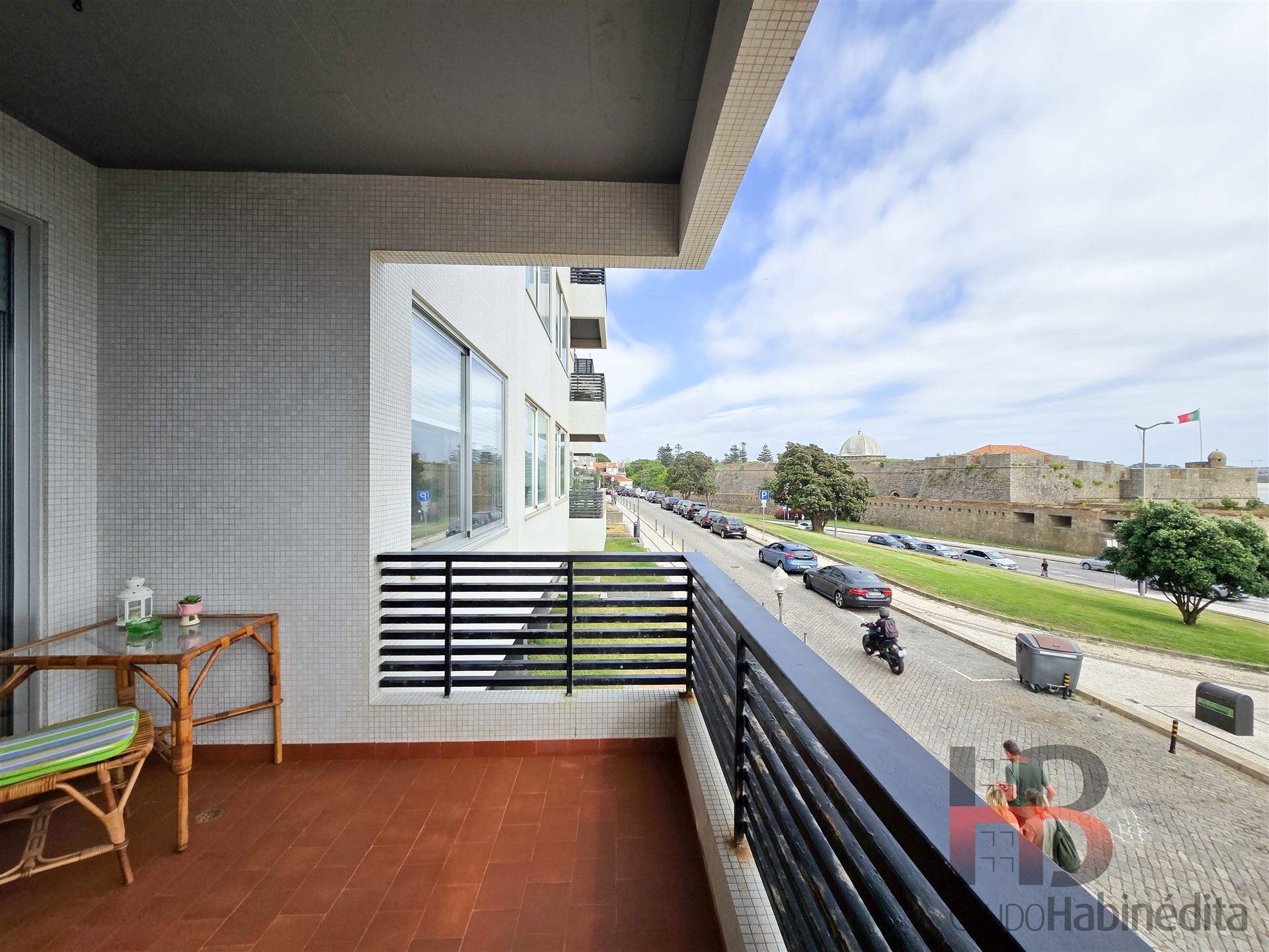 Apartamento T3 Arrendamento em Aldoar, Foz do Douro e Nevogilde,Porto