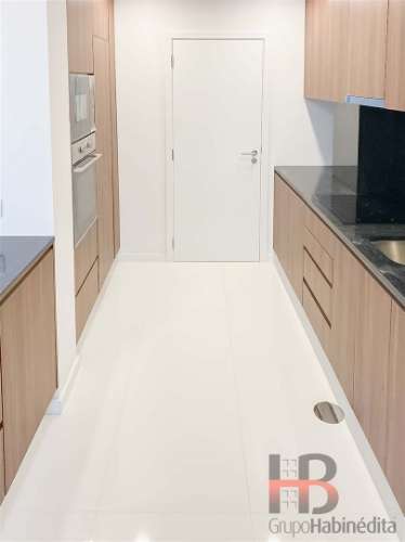 Apartamento T4 Venda em Cedofeita, Santo Ildefonso, Sé, Miragaia, São Nicolau e Vitória,Porto