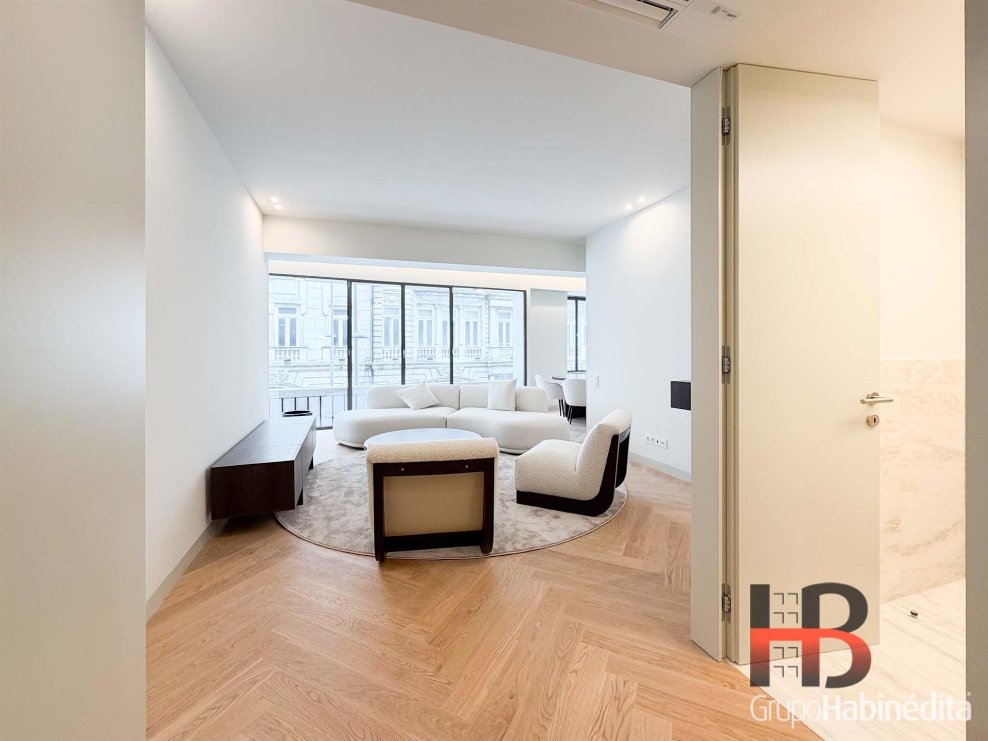 Apartamento T3 Venda em Cedofeita, Santo Ildefonso, Sé, Miragaia, São Nicolau e Vitória,Porto