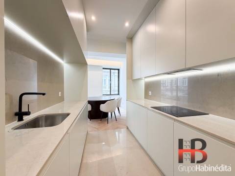 Apartamento T3 Venda em Cedofeita, Santo Ildefonso, Sé, Miragaia, São Nicolau e Vitória,Porto