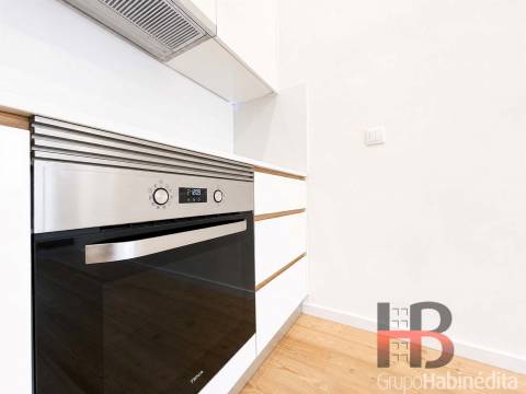 Apartamento T0 Venda em Cedofeita, Santo Ildefonso, Sé, Miragaia, São Nicolau e Vitória,Porto