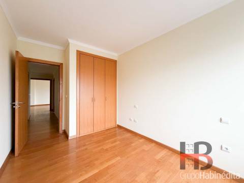 Apartamento T2 Venda em Lordelo do Ouro e Massarelos,Porto