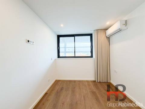 Apartamento T3 Venda em Matosinhos e Leça da Palmeira,Matosinhos
