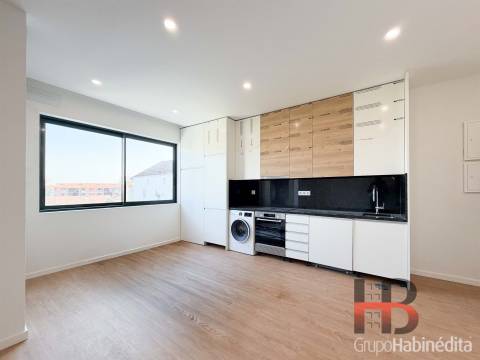 Apartamento T3 DUPLEX Venda em Campanhã,Porto