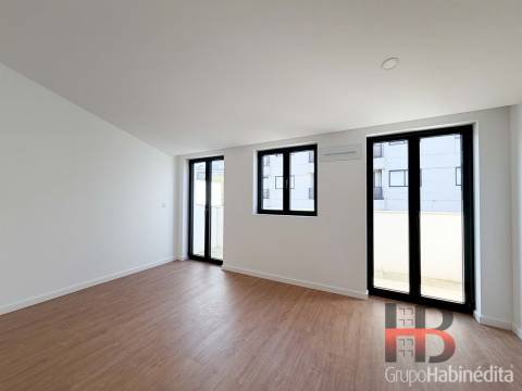 Apartamento T3 DUPLEX Venda em Campanhã,Porto