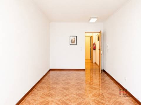 Apartamento T2 Venda em Cedofeita, Santo Ildefonso, Sé, Miragaia, São Nicolau e Vitória,Porto