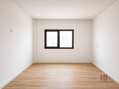Apartamento T2 Venda em Campanhã,Porto