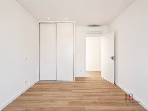 Apartamento T2 Venda em Campanhã,Porto