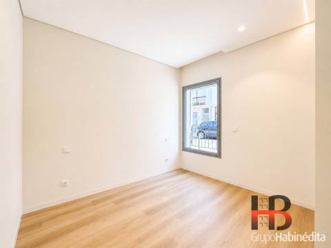 Apartamento T2 Venda em Lordelo do Ouro e Massarelos,Porto
