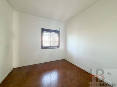 Apartamento T3 Venda em Ramalde,Porto