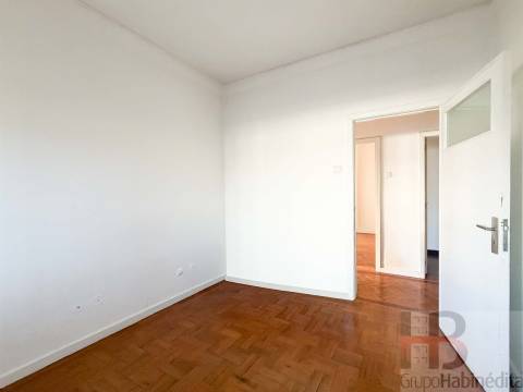 Apartamento T3 Venda em Ramalde,Porto