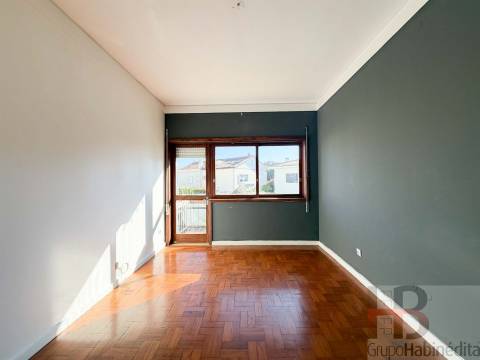 Apartamento T3 Venda em Ramalde,Porto