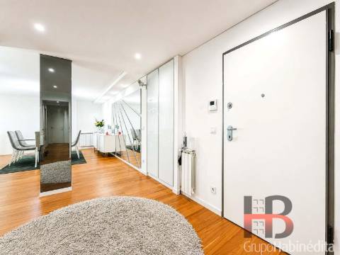 Apartamento T3 Venda em Ramalde,Porto