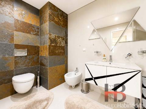 Apartamento T3 Venda em Ramalde,Porto