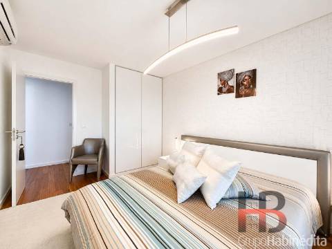 Apartamento T3 Venda em Ramalde,Porto
