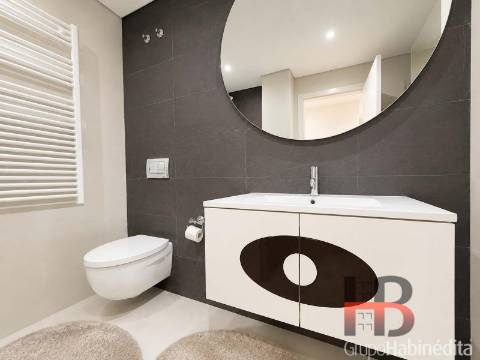 Apartamento T3 Venda em Ramalde,Porto