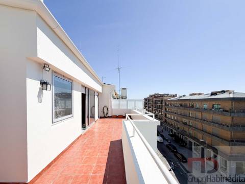 Penthouse T3 com Terraço e Box Dupla | Leça do Balio
