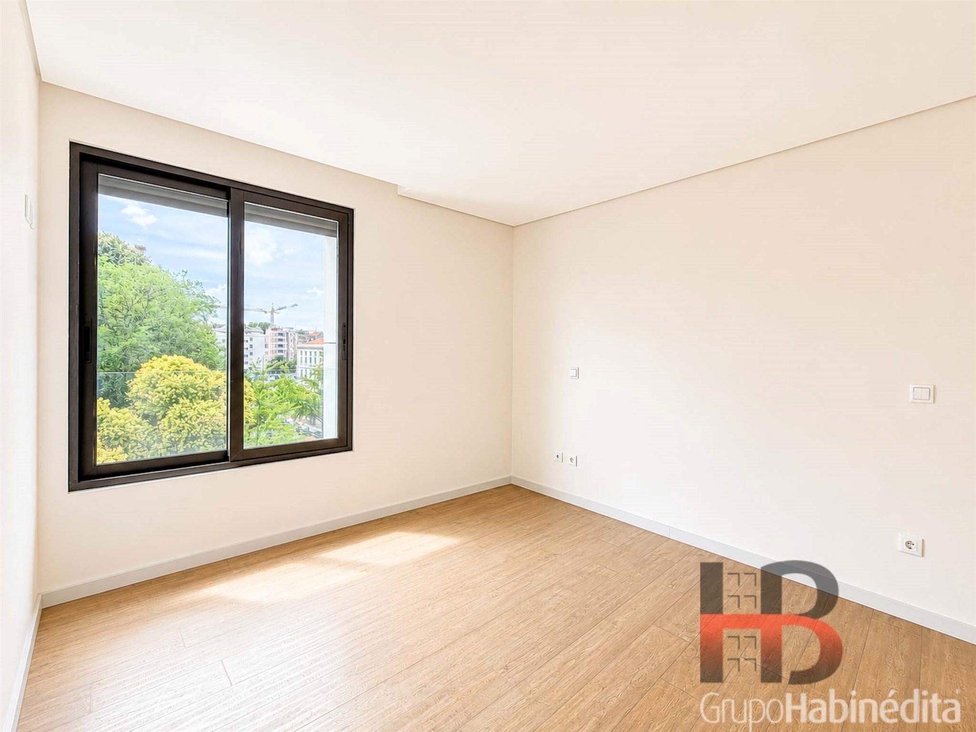 Apartamento T3 Venda em Cedofeita, Santo Ildefonso, Sé, Miragaia, São Nicolau e Vitória,Porto