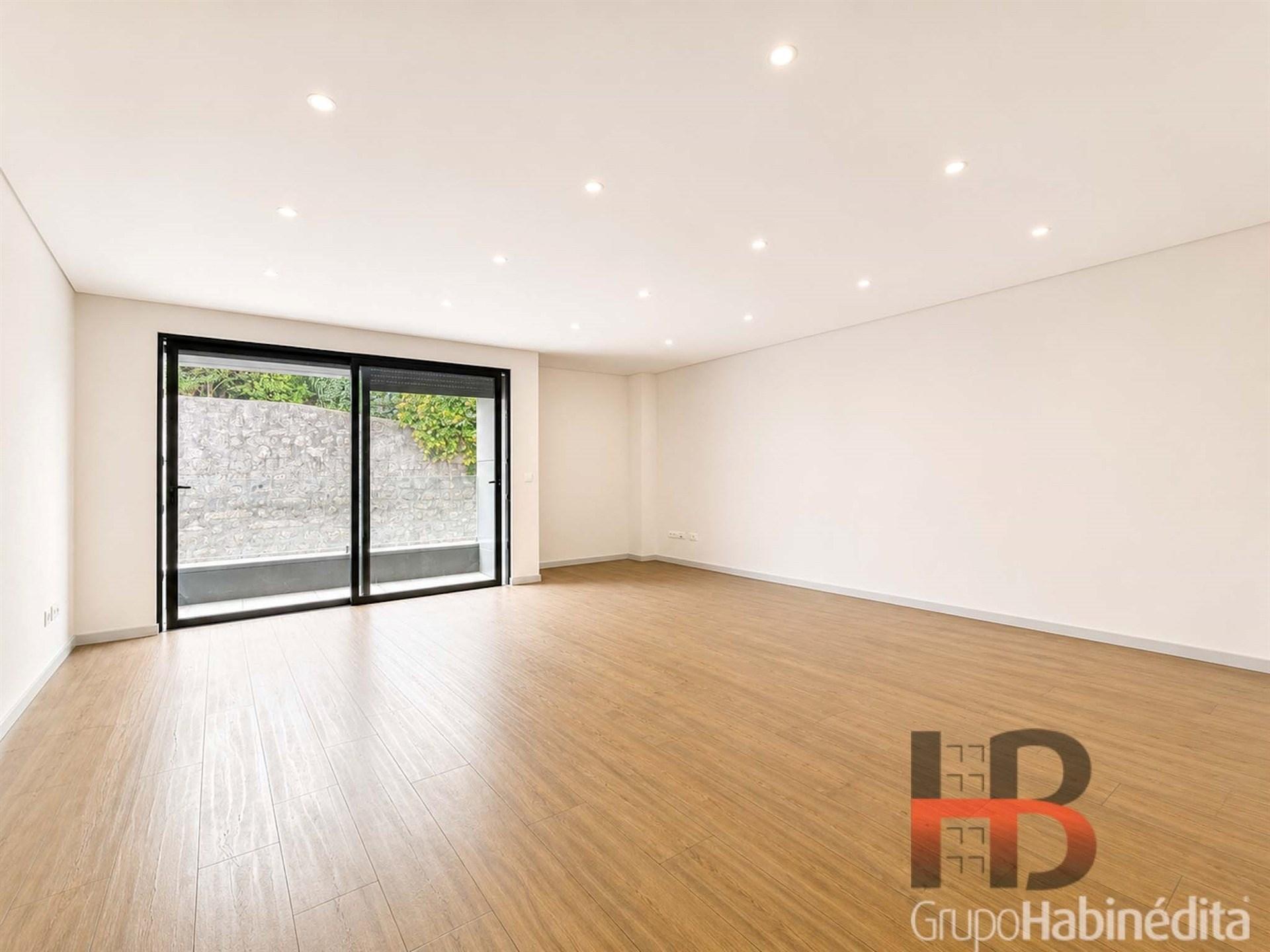 Apartamento T3 Venda em Cedofeita, Santo Ildefonso, Sé, Miragaia, São Nicolau e Vitória,Porto