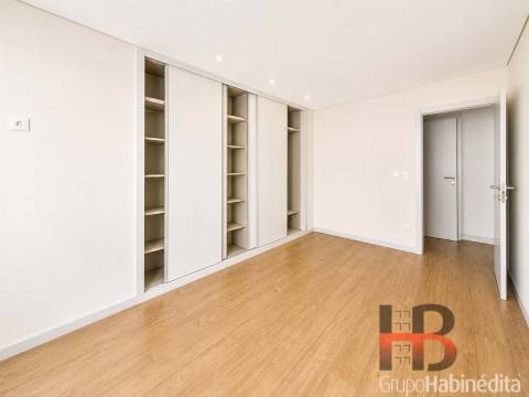 Apartamento T3 Venda em Cedofeita, Santo Ildefonso, Sé, Miragaia, São Nicolau e Vitória,Porto