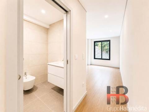 Apartamento T3 Venda em Cedofeita, Santo Ildefonso, Sé, Miragaia, São Nicolau e Vitória,Porto