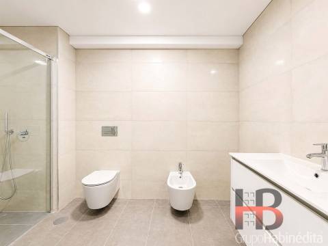 Apartamento T3 Venda em Cedofeita, Santo Ildefonso, Sé, Miragaia, São Nicolau e Vitória,Porto