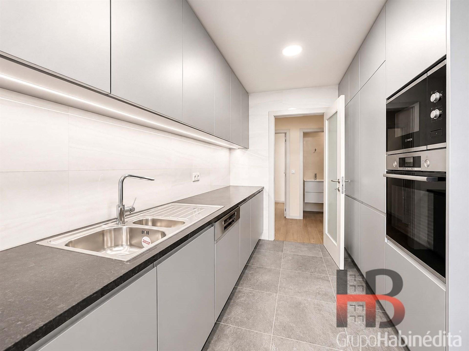 Apartamento T3 Venda em Cedofeita, Santo Ildefonso, Sé, Miragaia, São Nicolau e Vitória,Porto