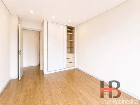 Apartamento T3 Venda em Cedofeita, Santo Ildefonso, Sé, Miragaia, São Nicolau e Vitória,Porto