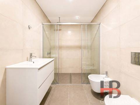 Apartamento T3 Venda em Cedofeita, Santo Ildefonso, Sé, Miragaia, São Nicolau e Vitória,Porto