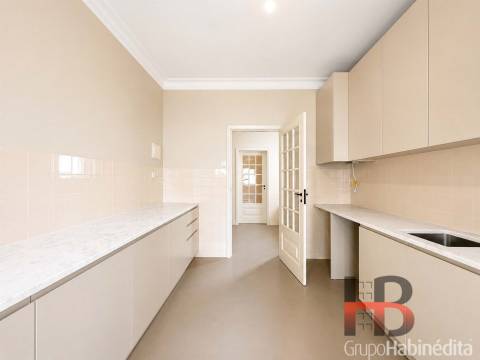 Apartamento T4 Arrendamento em Lordelo do Ouro e Massarelos,Porto