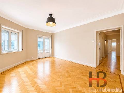 Apartamento T4 Arrendamento em Lordelo do Ouro e Massarelos,Porto
