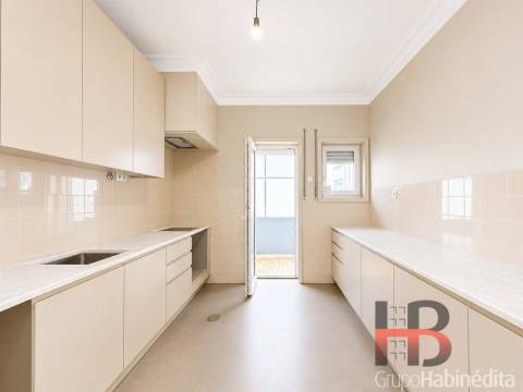 Apartamento T4 Arrendamento em Lordelo do Ouro e Massarelos,Porto