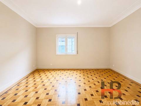 Apartamento T4 Arrendamento em Lordelo do Ouro e Massarelos,Porto