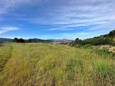 Terreno para construção com 6.652 m2 em São Miguel, Vizela