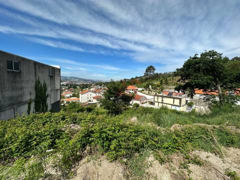 Terreno para construção com 6.652 m2 em São Miguel, Vizela