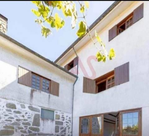 Casa de campo T3 em Roriz, Santo Tirso.