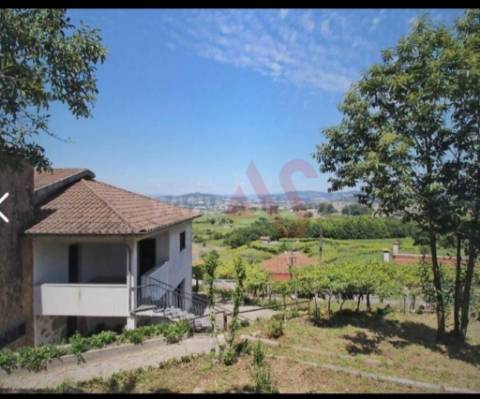 Casa de campo T3 em Roriz, Santo Tirso.