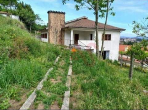 Casa de campo T3 em Roriz, Santo Tirso.