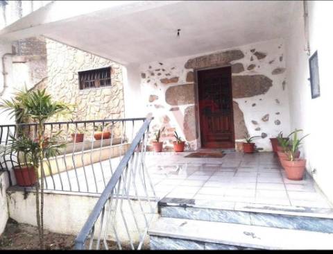 Casa de campo T3 em Roriz, Santo Tirso.