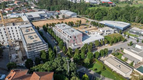 Loja com 209 m2 no Empreendimento