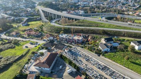 Moradia T3 em Banda em construção em Antime, Fafe