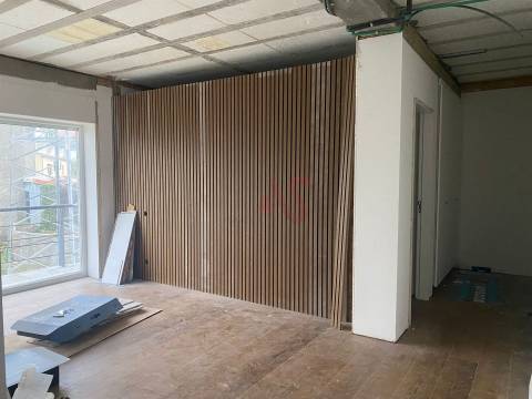 Apartamento T2 no Centro de Freamunde, Paços de Ferreira