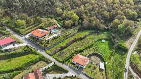 Terreno Rústico com 3.138,34 m² em Penacova, Felgueiras