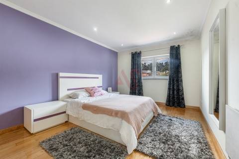 Moradia T4 em Recezinhos (S. Mamede), Penafiel
