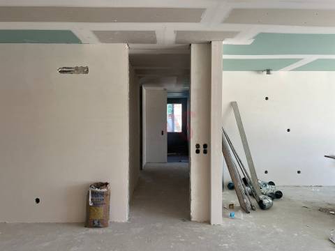 Apartamento T3 de Luxo no Condomínio Fechado Baltar Villas em Baltar, Paredes
