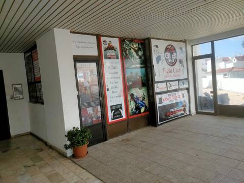 Loja de 24,40 m² no Edifício Varandas do Mar em Albufeira