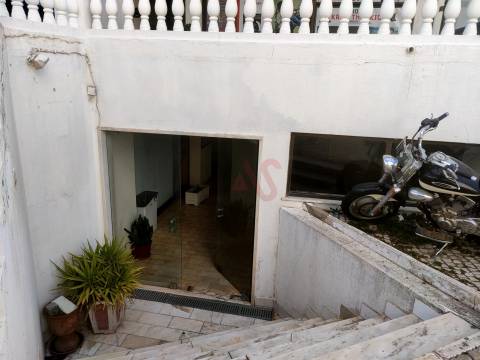 Loja de 29,65 m² no Edifício Varandas do Mar em Albufeira