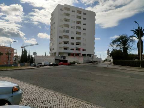 Loja de 29,65 m² no Edifício Varandas do Mar em Albufeira
