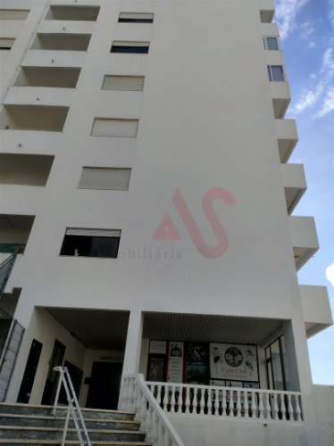 Loja de 31,30 m² no Edifício Varandas do Mar em Albufeira